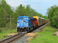 I didn't really know what to think of this. Hot on the heals of the daily pick-up which included two very clean GP 38-2's, an exceptionally clean CEFX 1026 with another clean SD 60 in CP 6229 make their way Westward to Wolverton on todays daily CP 147 run. Our friends at CP are not know for the cleanliness of their power and here we had four nice clean locomotives in fifteen minutes. What a nice change from faded red.