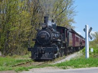 South Simcoe Railway 136 heads toward Beeton with a train full of passengers. While setting up this shot, I heard a train horn from the Macteir sub, which crosses the SSR's track just behind the shot and got excited there may have been a meet, sadly the train came and went with no CP train. 