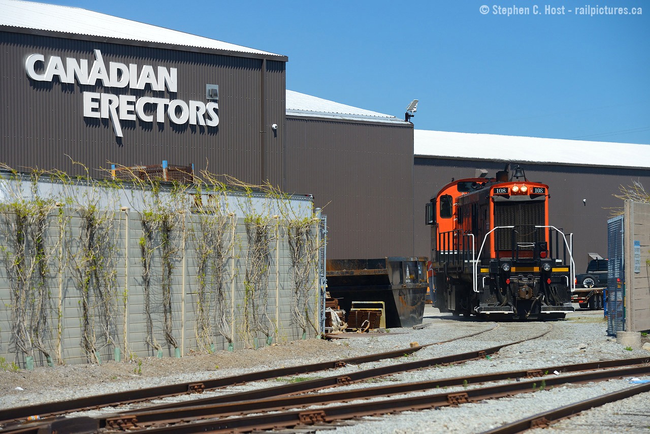 Railpictures.ca Stephen C. Host Photo Canadian manufacturing is dead