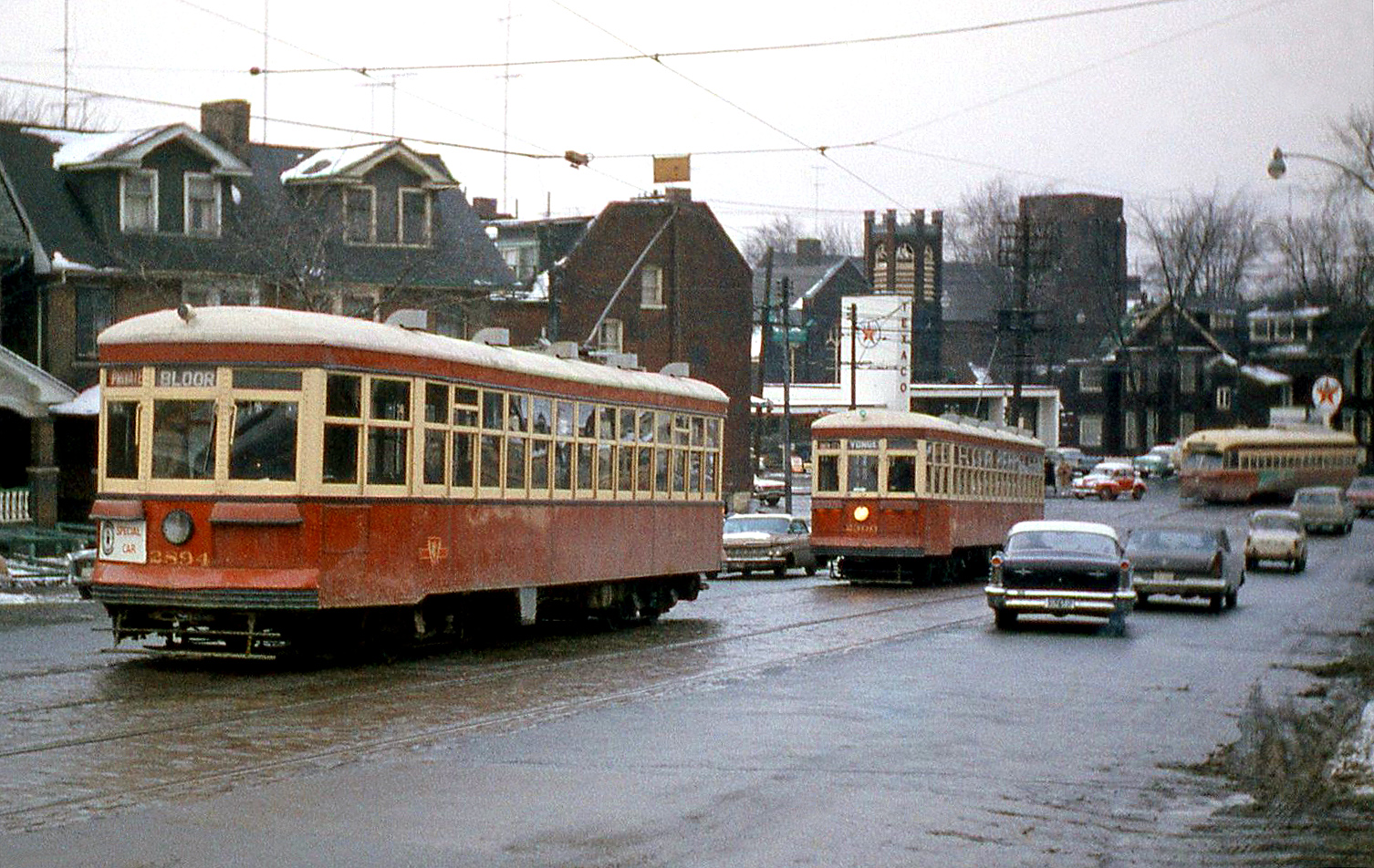 Railpictures.ca Bill Thomson Photo TTC Peter Witt cars 2894 and 2300