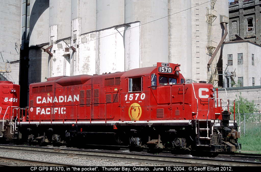 CP GP7u #1570 sits in "The Pocket" in Thunder Bay, Ontario between assignments.