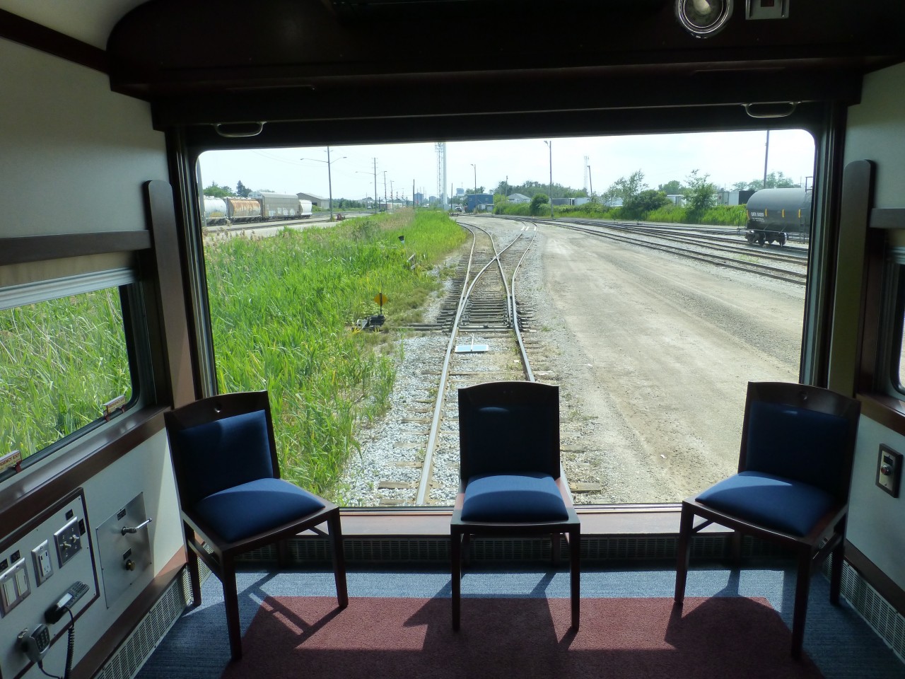 Do you get popcorn with this view? CN private inspection car Sir Sanford Fleming sits in CN's Oakville Yard before waiting to back up to GO/VIA Oakville station to pick up CN officials. The train operated to Toronto Union Station for the opening ceremonies of the 2015 Pan Am Games.