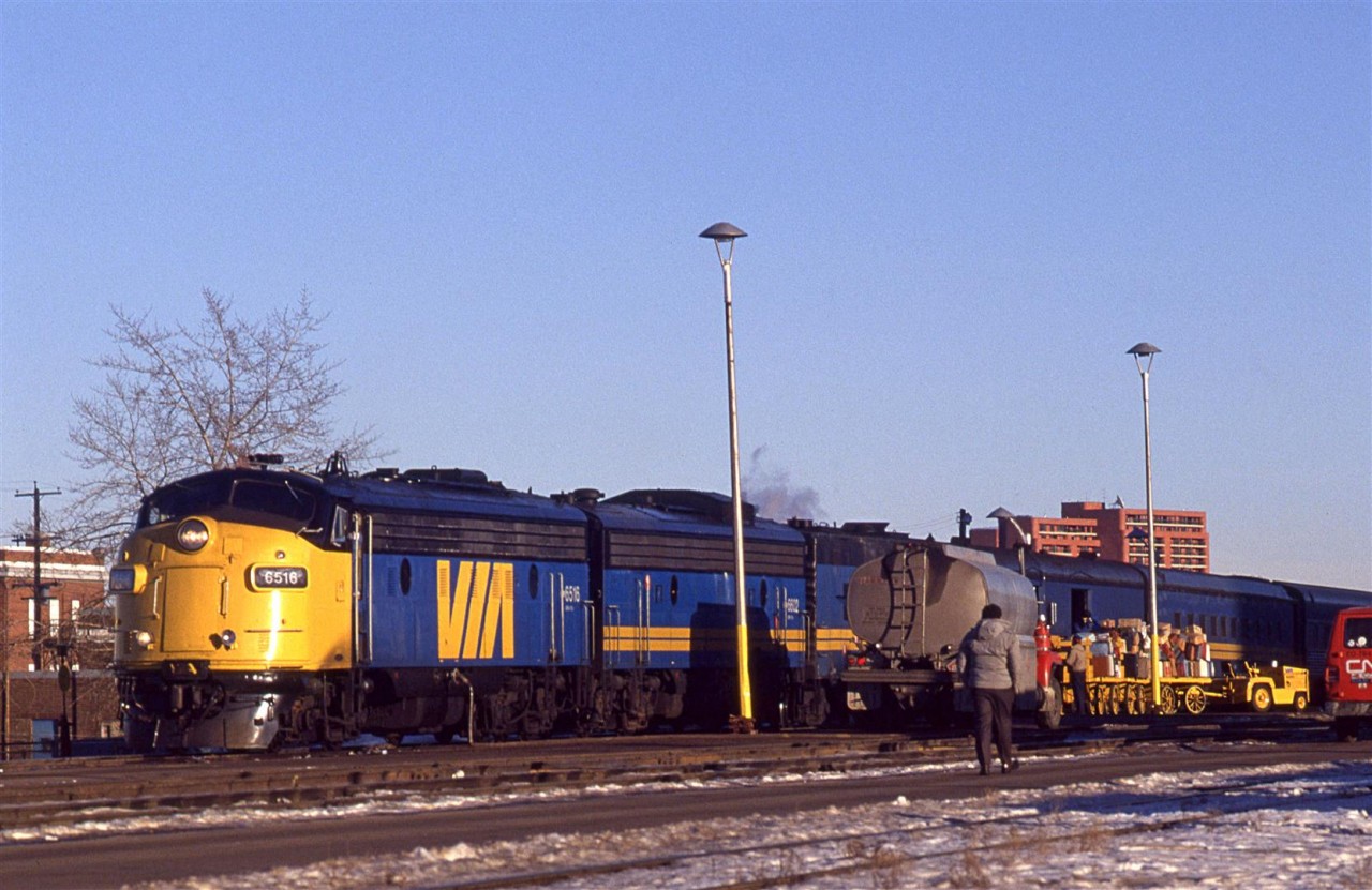 Railpictures.ca Steve Young Photo I spent far too little time at the