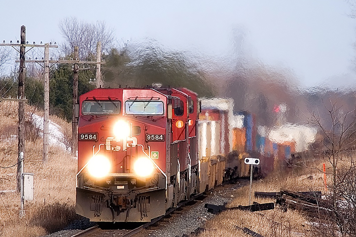 Always nice to get more than 2 units leading. 500mm of zoom compression doesn't hurt the effect either.