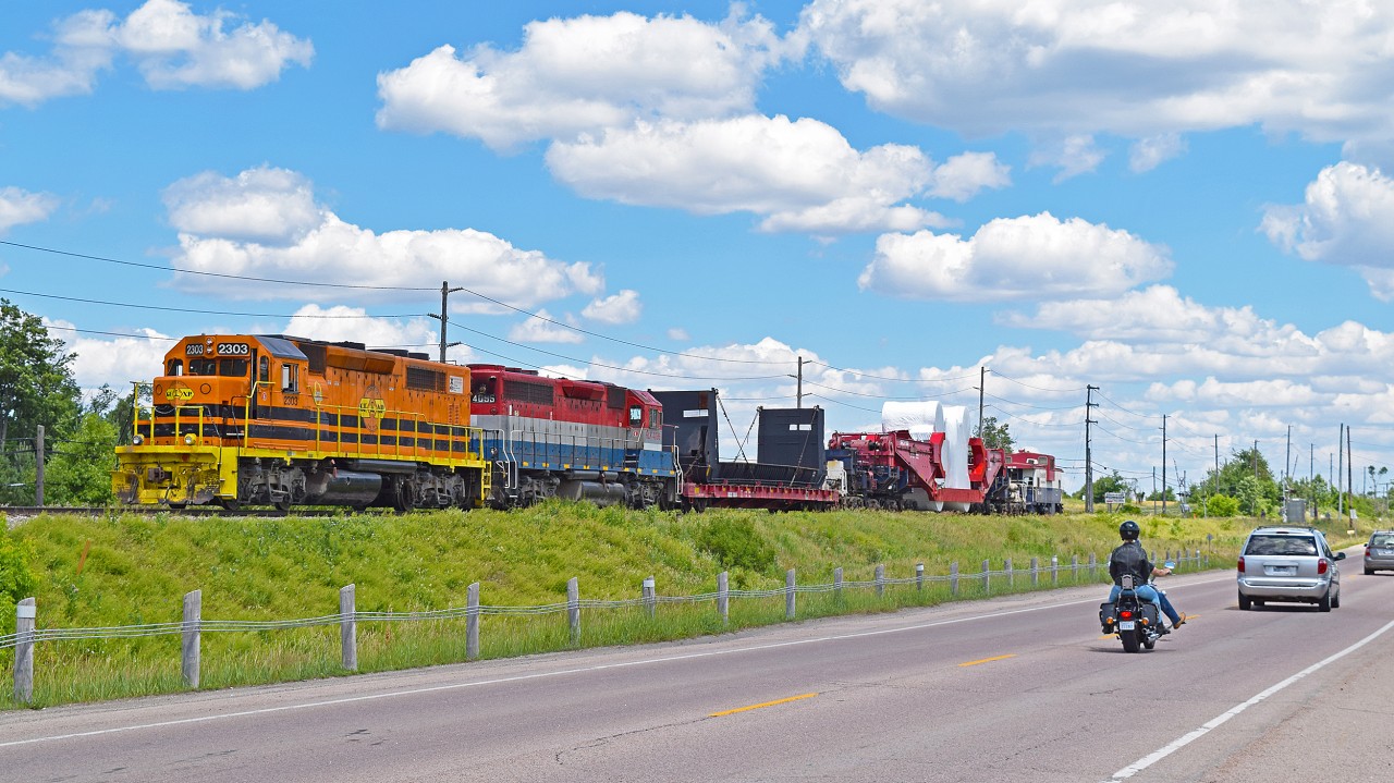 GEXR's special Schnabel car move on it's way to Georgetown. I don;t do much in the way of rail fanning anymore but this was certainly fun to go chase.