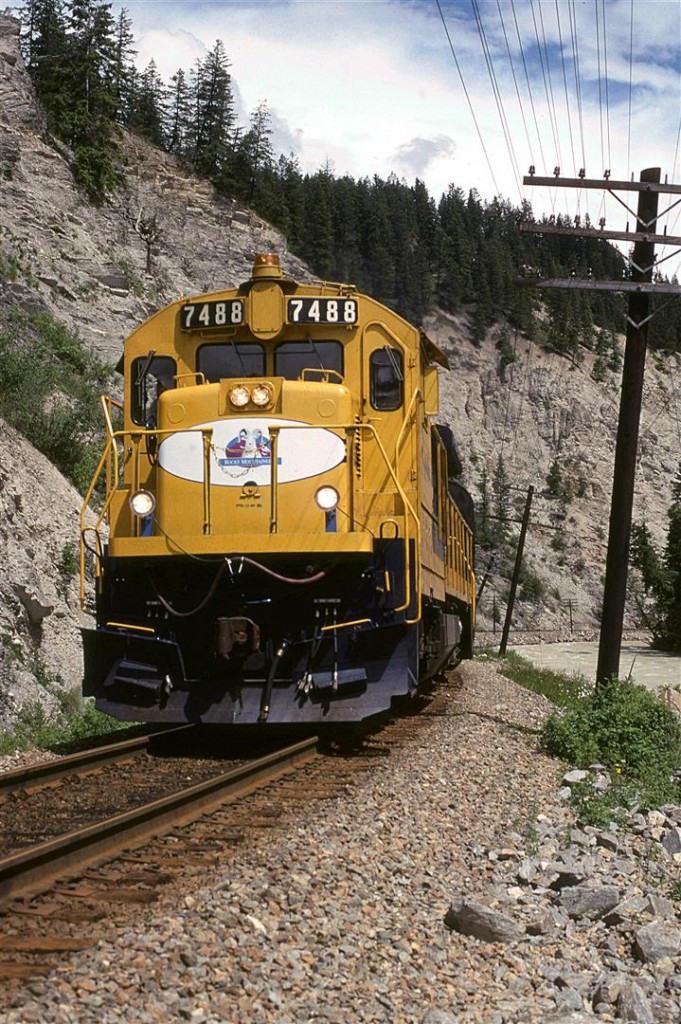 I had not even heard of the "Rocky Mountaineer" when I took this photo. Imagine my surprise when this came around the corner. This is probably the first year of operation. (Does that mean that the "Super Continental" is no longer and that the "Canadian" is running through Edmonton in mid 1990?).
As you can see, the idea of proceeding further up the canyon would have been foolhardy - remember I only had topographic maps to scout this route - no Google satellite views.