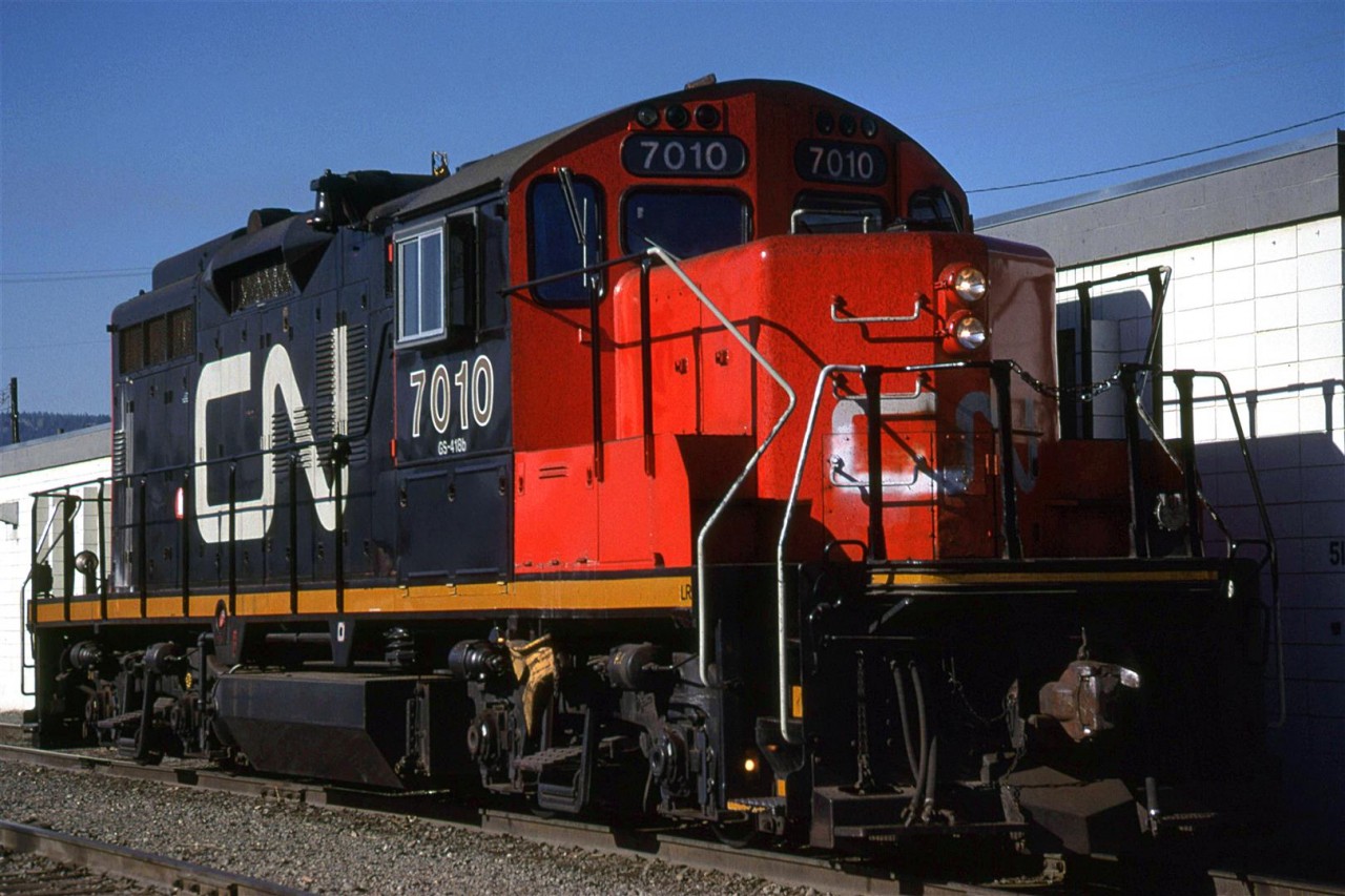 Looking like it just came out of a rebuild program, except for the amateur touch paint on the nose, this GP9u sits at Kamloops yard. I always thought that CN's GP-9 rebuilds were done with a lot of style.