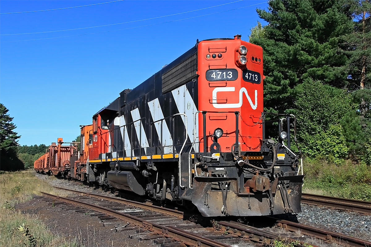 A CWR train that's been working the north part of the Newmarket Sub the past couple days is tied down at Martins after using up the last of their rail.