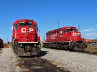 Currently assigned to switching in and around the yard is GP38-2 3033 which got parked for some quick servicing when yet another SD40-2 got dropped off. 5690 is also sold and looks to be in pretty decent shape and even the batteries still had some juice to them as the speedometer was still illuminated.
