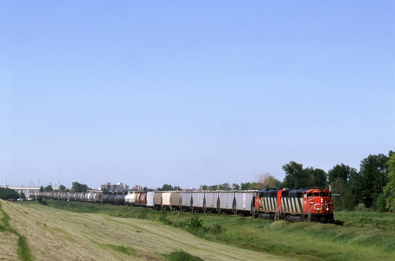 #510 was a regular train out of Calder/Walker Yard to the Beamer Spur off the Vegreville Sub just west of Fort Saskatchewan. It, likely went to the Fort Saskatchewan Scotford Yard because it appears to have potash, or perhaps phosphate cars for the Sherritt fertilizer plant, and a few grain cars for some reason that likely does not involve the chemical plants. At the end of the day, it would return as 511, I believe.