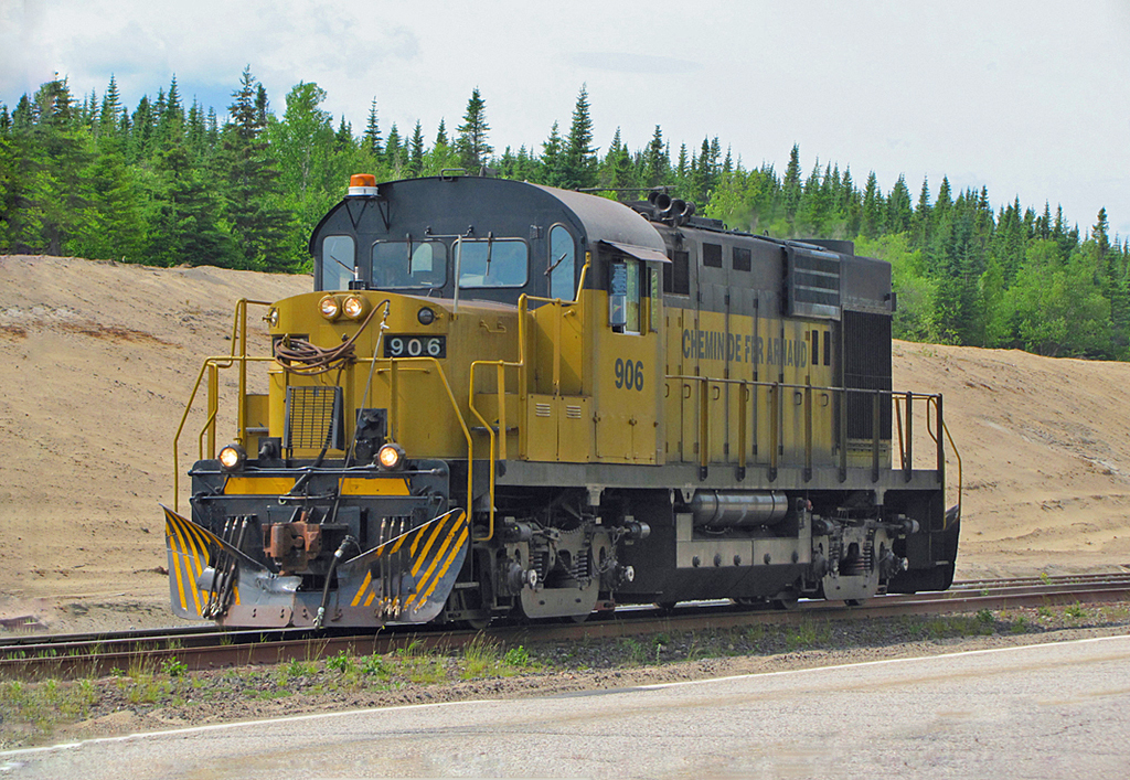 Arnaud Railway MLW RS18 No.906 on the Wabush Lake Railway. June 08, 2010