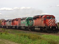 CP 422 is seen here heading out of Windsor at Banwell Rd. bound for Toronto behind five SD40-2's (the third unit is CITX 3072 the former Alstom demo unit). At the time there were two trains a day out of Windsor Yard for Toronto and latchups like this on 422/423 were common.