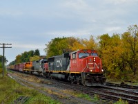<b>Another leaser!</b> CN SD75i 5800; the last SD75i built for CN, trundles through Guelph at the helm of GEXR 432 on a dreary fall morning. Only 18 cars for Mac Yard today, an easy trip east for this trio. Currently 3393 is out of service.<br><br>This is the second CN unit leased by Goderich Exeter in the last 3 weeks, CN 2560 is seen here in Guelph in September: <a href="http://www.railpictures.ca/?attachment_id=26316"> http://www.railpictures.ca/?attachment_id=26316 </a>