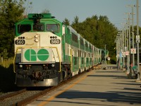 Running late, GO 811 - GO 560 North pulls up to spot at Barrie South GO station with a nice L10L set of 560 and 558, both rebuilt F59PH's. 