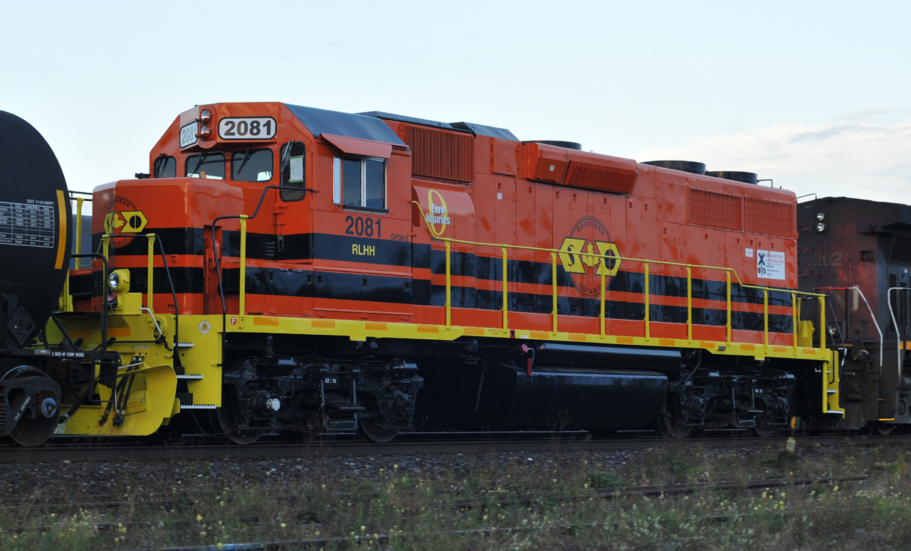 RLHH EMD GP38-2 2081 tagging along on CN M39891 15 to be delivered to SOR Hamilton in the near future. 2081 is believed to be the former RLK 3873, which left SOR's property to be refurbished by Quality Rail Service sometime in late 2015