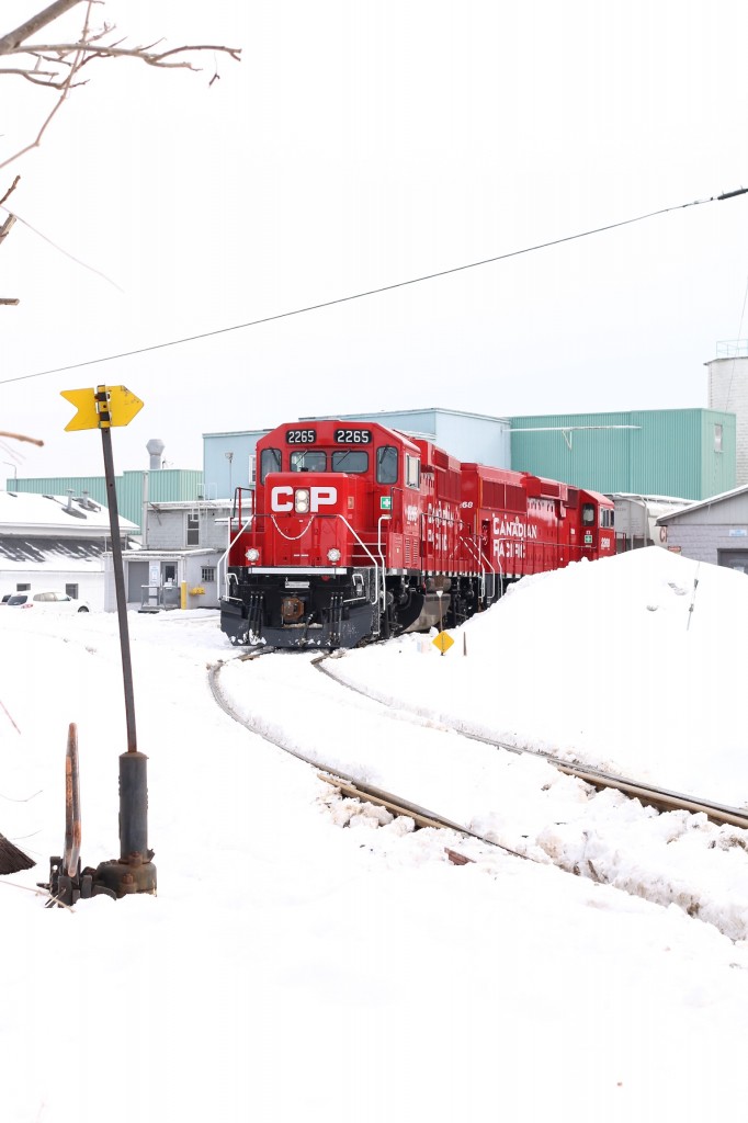 The only thing brightening up this grey winter day was a pair of factory fresh GP20C's. The pair have just backed onto a cut of covered hoppers, once they have finished assembling cars from both tracks they well head back to the mainline to collect the rest of their train. Fast forward to the fall of 2016 and reportedly the mill has been sold to Cargil. It has been weeks since a car was spotted here, but here's hoping that trend won't continue and soon hoppers will be rolling once again down the short but scenic spur to the mill. There is a lot of history here so hopefully the new owners will keep these rails full as they were when it was ADM.