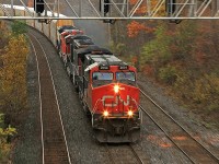 Although what I heard on the scanner sounded more like 304 I'm guessing this train was 384 as the former didn't make any sense to me. It was a long one anyway, and came around the corner into CN Snake quite slow, so much so that even though I had the camera set at 1/15th shutter speed for a zoom-pan effect the motion-blur streaks didn't come out as pronounced as I intended.