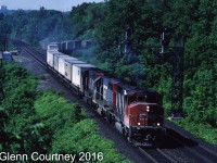 A rather dirty 9402 leads the eastbound Laser #238 through Bayview enroute from Chicago to Toronto. 