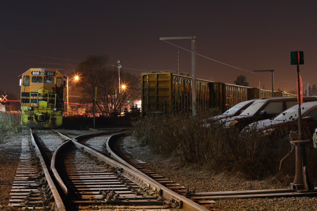 Borrowed SLR slug #806 (a former B&O GP40) and mother #3806 (a former Southern GP40X) are awaiting the arrival of the days train 582 crew, while a thin layer of frost covers everything. The slug set is a nice change from borrowed QGRY GP35 #2500, which has basically been captive on train 582 for almost a year. The power is sitting along side the lumber yard near Preston that provides the majority of the traffic on the line.