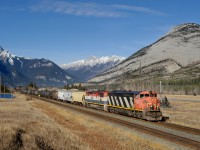 CN C40-8M 2423 and sister BCOL C40-8M 4625 crawl through Henry House with a short but heavy M309 in tow. With two trains ahead waiting to get into Jasper, they didn't want to stop the train in fear of stalling on the stiff grade ahead.