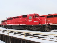 Here is the restencilled Canadian Pacific schemed KXHR unit. There is 1 of this scheme, 1 Iowa Chicago & Eastern blue & yellow, 2 action red plus one action red with multimark.