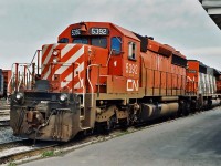 Ontario Hydro-owned unit added to CN's fleet as No.5392 in 1996, after working as CP Rail 5783. In 2000 CP purchased 5392 and retained its CN number.