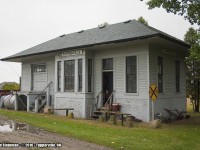 The former C&O (CSX) Tupperville station, living a happy retirement just south of the village. Still looks good after 30+ years from being track side and saved from demolition...and one of the last remaining relics from this former road.