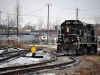 Only a few twists and turns at the old Grantham Spur yard.