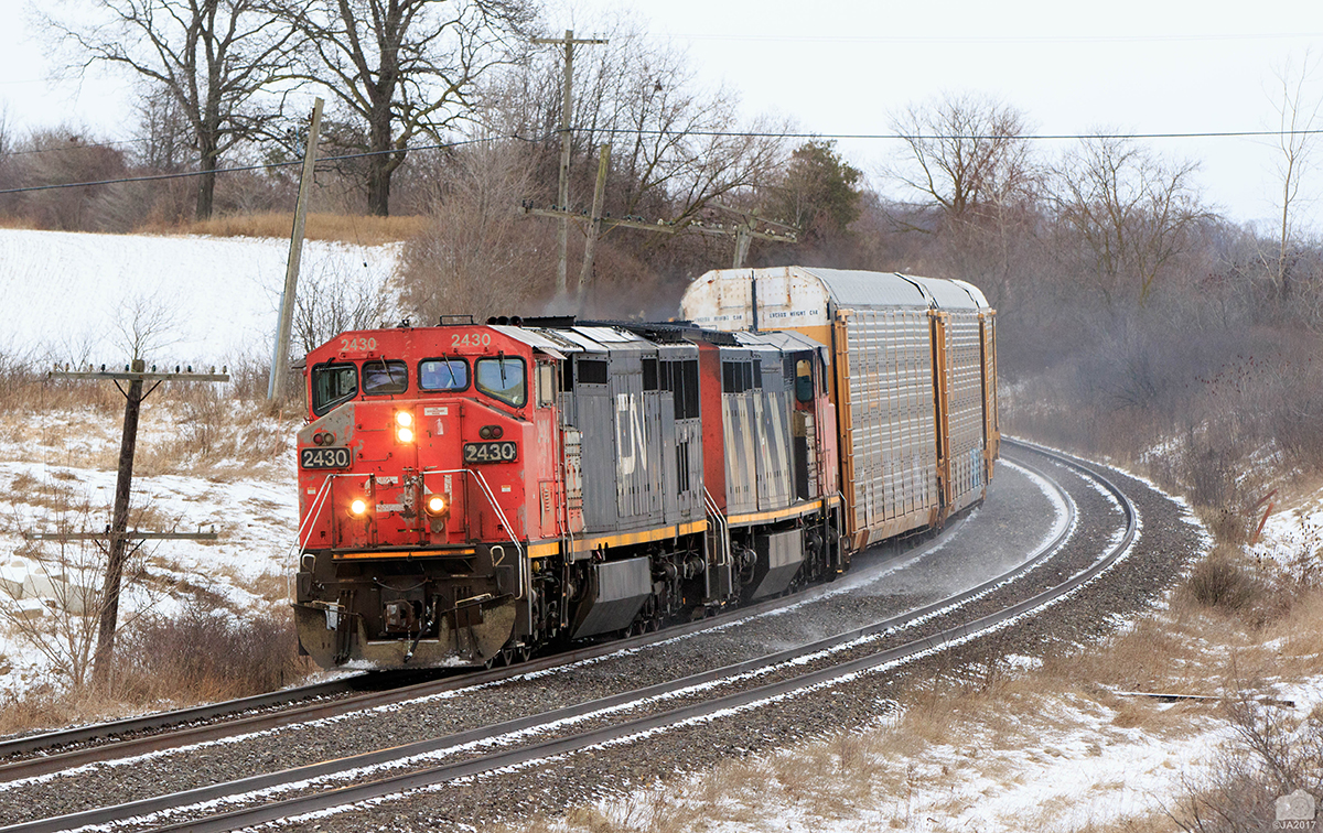 With a pair of C40-8M 2430, 2418 leading M371, I figured I would bag him one more time. The though crossed my mind to chase him out to Paris Jct for a brief moment as I walked back to my car.