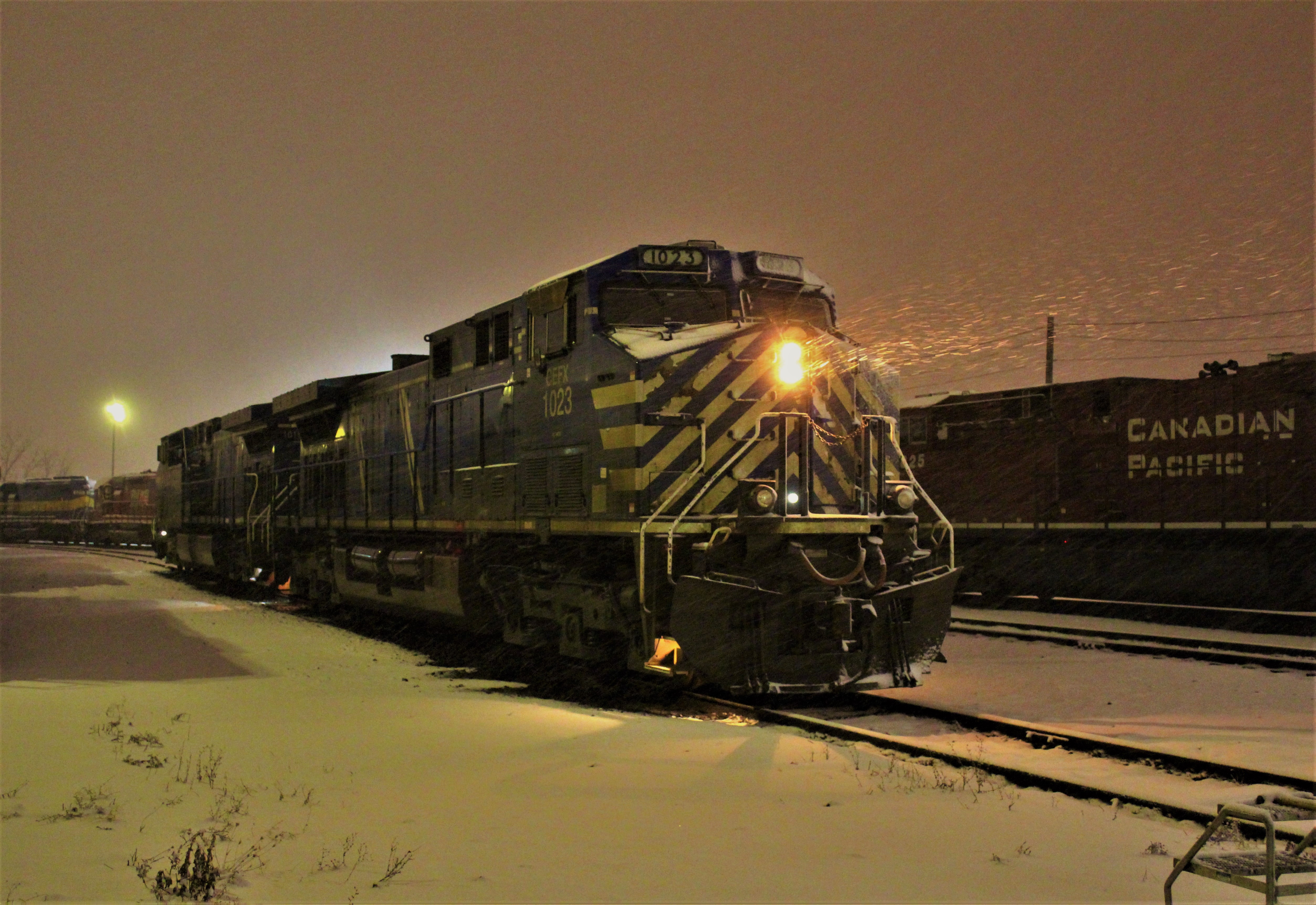 Railpictures.ca - Paul Santos Photo: Soon to be returned to CEFX as an ...