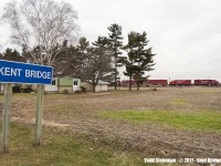 <b>Short, but sweet...</b> An older set found in 3085 and 3017 lead this rather slow moving freight through Kent Bridge. Equally impressive was the amount of what is known in term's of today's vocabulary would be called "vintage gondola's"...still wearing the paint of CP's famous colour schemes from the 70's and 80's mixed with that "rusted" look. This train almost gives the appearance of a rare move on a shortline through a small farming community, rather than being known as the mainline it is.
