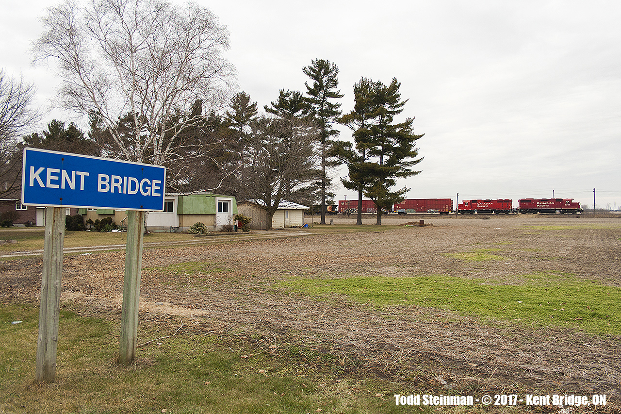 Short, but sweet... An older set found in 3085 and 3017 lead this rather slow moving freight through Kent Bridge. Equally impressive was the amount of what is known in term's of today's vocabulary would be called "vintage gondola's"...still wearing the paint of CP's famous colour schemes from the 70's and 80's mixed with that "rusted" look. This train almost gives the appearance of a rare move on a shortline through a small farming community, rather than being known as the mainline it is.