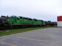 A pair of NB Southern geeps (2612 [GP38-3] & 2319 [GP38-2]) do a push-pull with their train to the Bayside Industrial Park