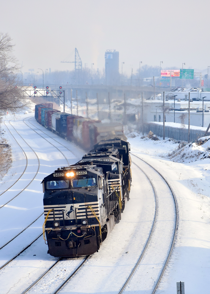 NS 9462, NS 6955 & an unknown GE lead a measly 102-axle long CN 529 through Montreal West.