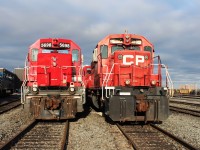 Sunbathing at the west end of the shop tracks is former CP SD40-2 now KXHR 5698 and an ex SOO SD40-2 CP 6618. The 6618 was part of the last Hump units used at Agincourt.
