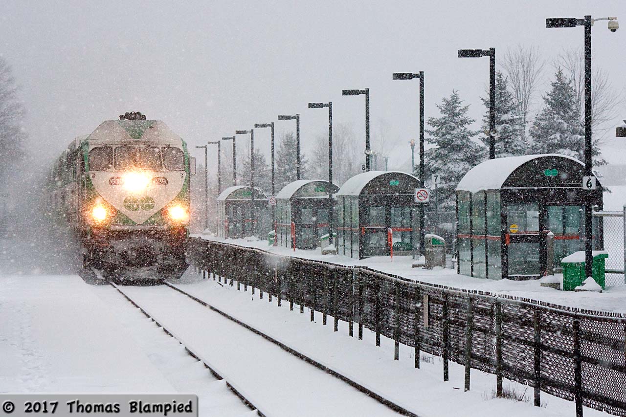 A Sunday morning snowstorm means that crews haven't cleared snow off the platforms at Rouge Hill, but trains continue to operate with only minor delays.