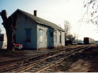 Caso Leamington Spur former MIchigan Central. I was working for CN' Prevention and Claims Department when I took this picture.It relates to the recent Time Machine by Todd Steinman and Arnold Mooney of the same station. Boxcars are for H.J Heinz Co who have since departed Leamington.The station is now in the hands of the Historical Society who have repaired the roof and are engaged in raising funds to restore the building.