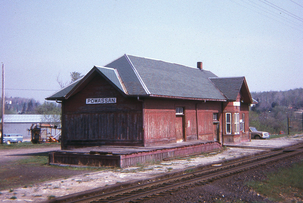 A nice view of the old CN Powassan station 43 years back from this posting. Almost a classic old scene. When the building fell into disuse it began a new life as a storage building for grain and such. This led to its' demise, as it was eventually destroyed by fire. I am not sure which year, but it was pre-1990.