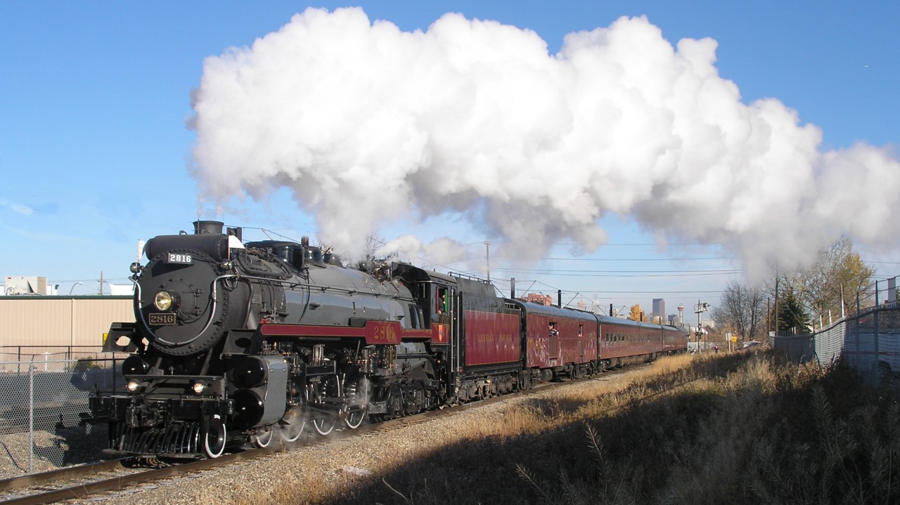 I came across this train at Victoria Park, downtown Calgary.  I then made my way as quickly as I legally could to this location of Chinook, in South Calgary. It was really moving so I was not able to get out of traffic in time to follow it further South.