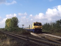 While living in Chatham and wanting to document the twilight of VIA's FP9's and FPA/FPB's, I also wanted to blend in the LRC fleet. But it was difficult to find those units on Windsor trains, and be able to coordinate that with my own available time. But on a nice October day in 1986, the 6910 was presented to me on train 74 as I spent a few hours at my favorite location. The sumacs have turned to their fall colours but other foliage is just on the cusp, as the MLW heads east to it's station stop in the Maple City.