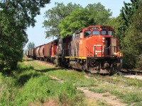 CN 514 lead by sister units 4784 & 4785 has arrived at Blenheim, moments before switching the large W.G. Thompson's elevator behind me.