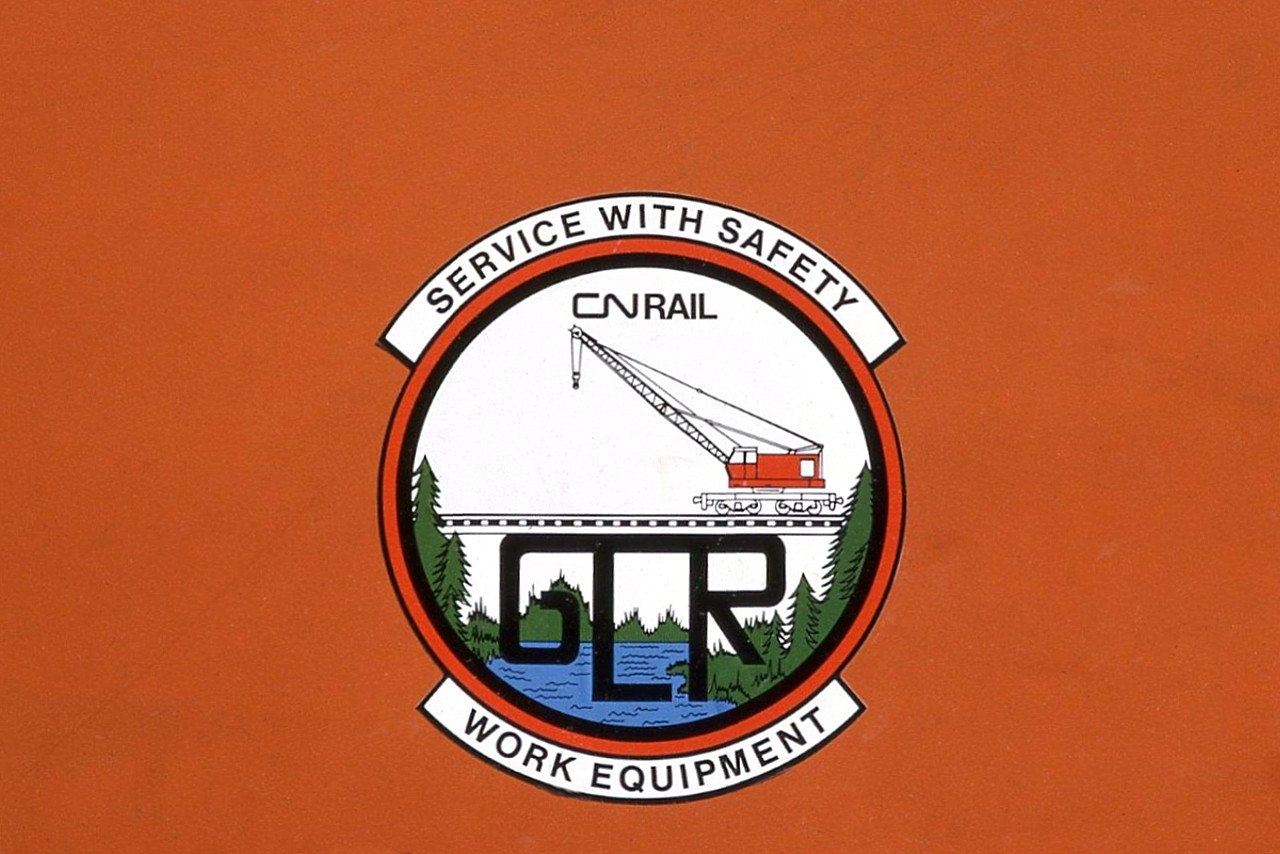 Just for the heck of it, something a bit different.  This is the 1984 Great Lakes Region Work Equipment crest applied to mugs, hats, pens, even flags (!) as well as miscellaneous CN track equipment. I am unsure how long this "promotion" lasted.