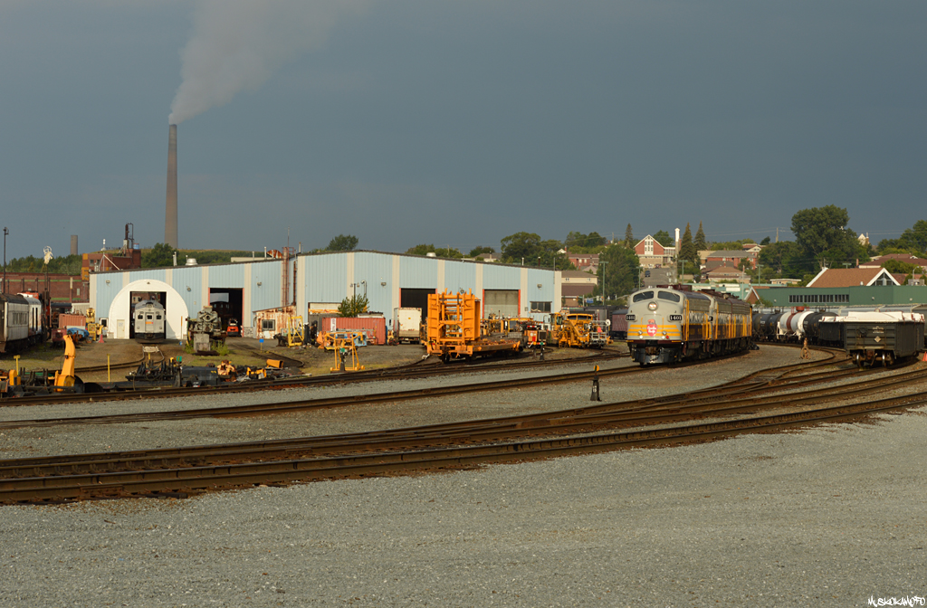 VIA 185 with a triple set of Budd cars pokes out of the shop at left while CP's "Canada 150" special fuels up and waits for show time later tonight. Good luck to everybody venturing out for photos of this gorgeous equipment!