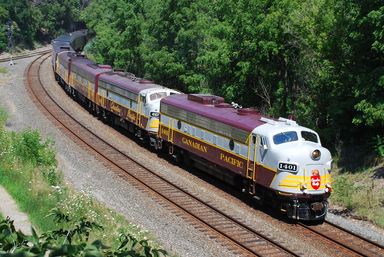 The CP Canada 150 train arrived in Hamilton much later that anticipated today.  It is shown rounding the wye at Main Street.  The train didn't back in to Aberdeen Yard as some expected, rather it continued on to Kinnear to stage until the event adjacent to Gage Park in the evening.
