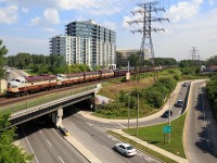  After a quick crew change bag on bag off, 40B is back on the move again heading west on the Galt sub heading towards Hamilton as it rolls across track 2 at Royal York.
