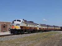 CP 1401 leads the 150th train around the connection at Guelph Junction