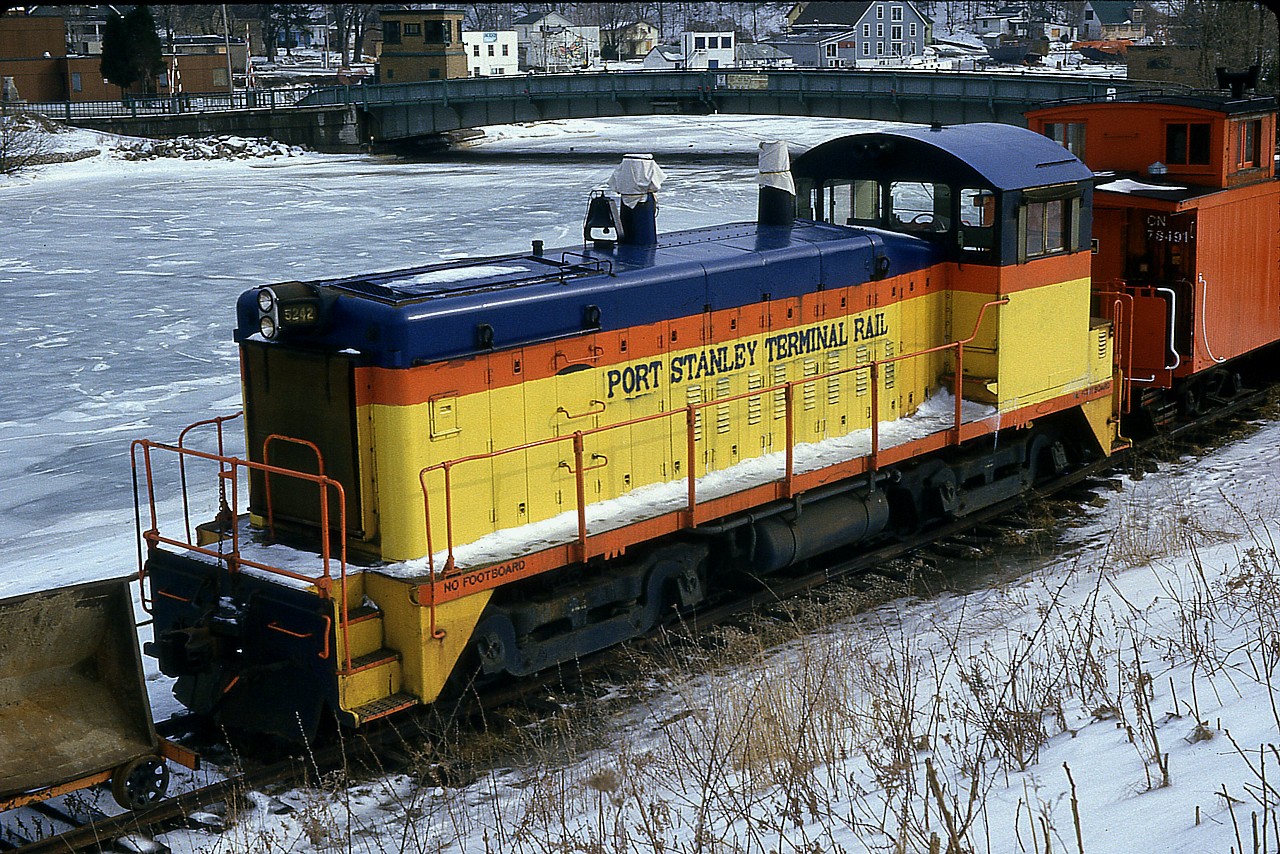 Former C&O 5242 now on PSTR, sitting capped down by the Port Stanley station. I believe this unit was acquired in 1985, and was on the property for a number of years. The SW9 I never did see in operation and wonder when it ran. PSTR offered its' first train rides in 1985, and became chartered in 1987. Last I had heard of this unit was that it was leased to the OSR for operation at the Clarkson refinery about 1994. It's history from day one at PSTR to its current whereabouts I would be very interested in knowing............