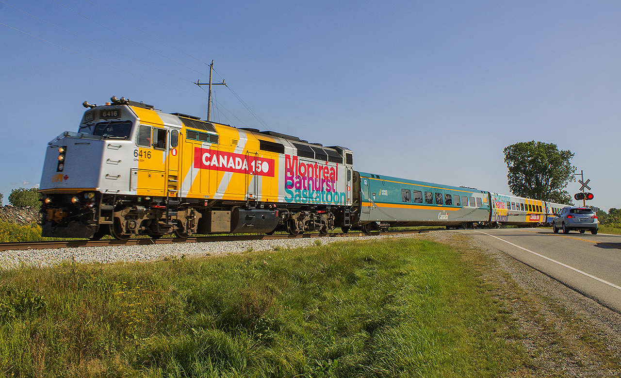 A very late Train 71 crosses the Queens Line as it rushes out of Chatham. Good thing it was worth waiting around to see F40 6416 in it's rare Canada 150 wrap.