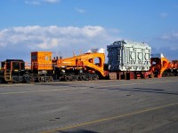 Schnabel car with it's load sitting on blocks at Vaughan Intermodal Yard.