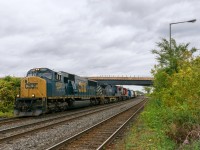 CN 327 is approaching Dorval Station on a grey afternoon with a varied lashup consisting of SD70MAC CSXT 4572, Dash9-44CW BCOL 4649, Dash8-40C CN 2119 & GMTX 2672 (coming off lease from the Roberval & Saguenay).